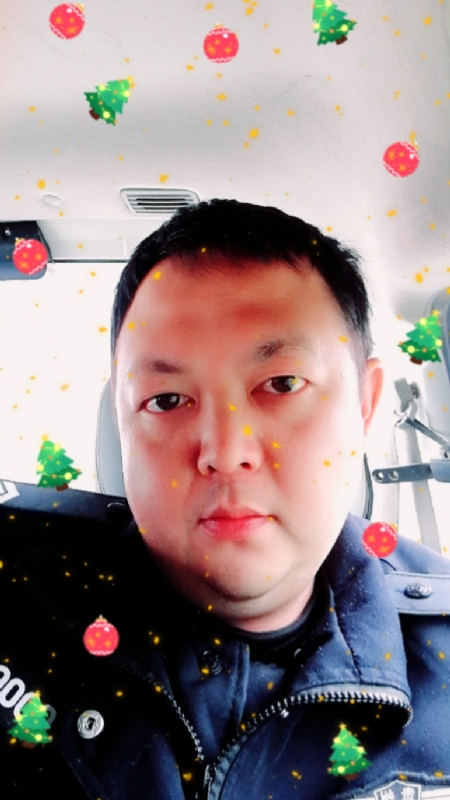 恨孤独的第一张照片--兴义认干亲服务网