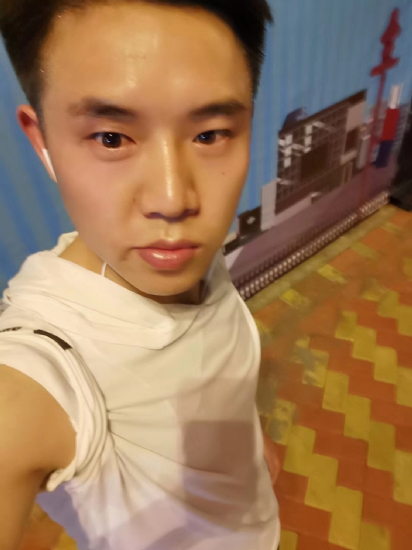 小雷的第一张照片--兴义认干亲服务网