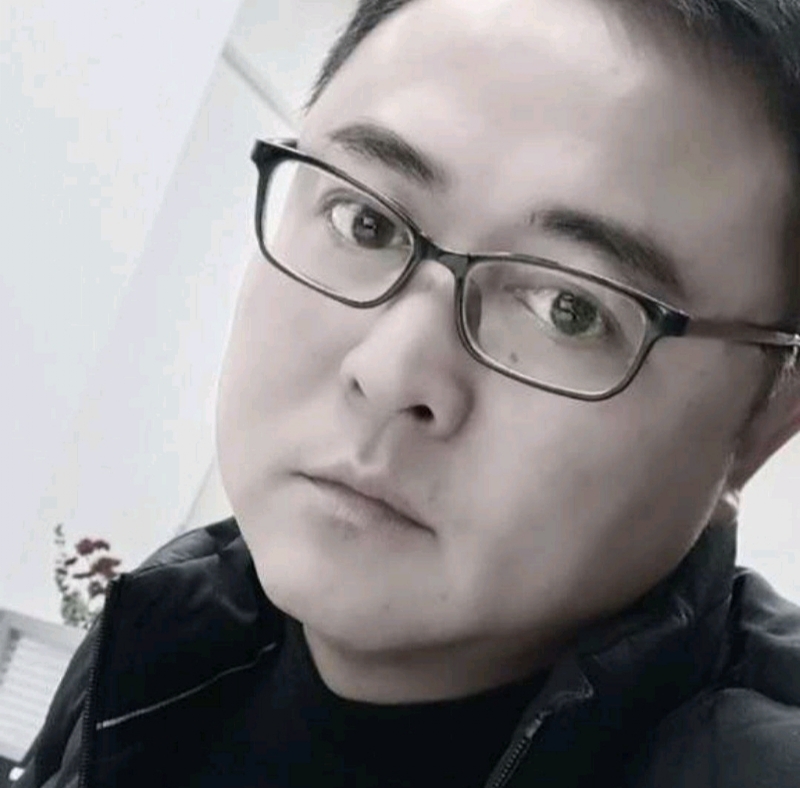 小石头的第一张照片--兴义认干亲服务网